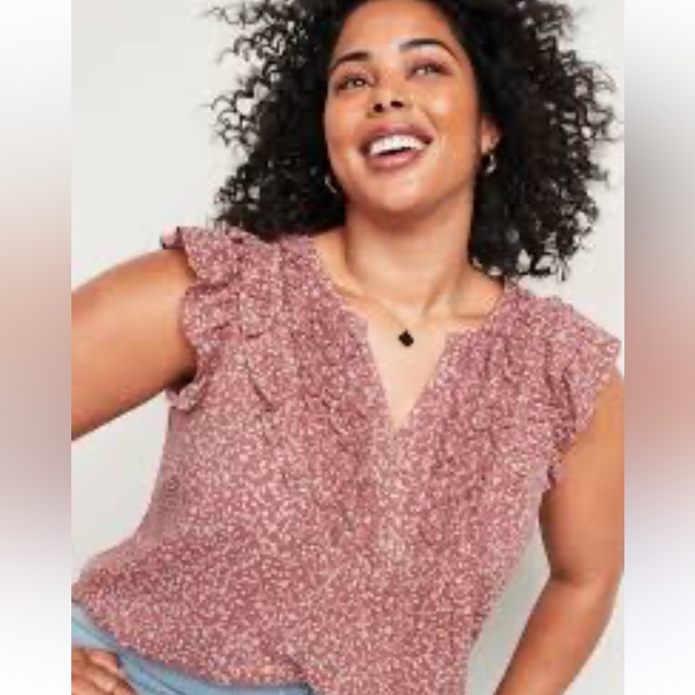 NWT Old Navy Pink  Ruffled   Short sleeve women Blouse